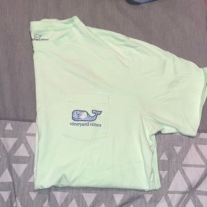 Vineyard vines graphic tee